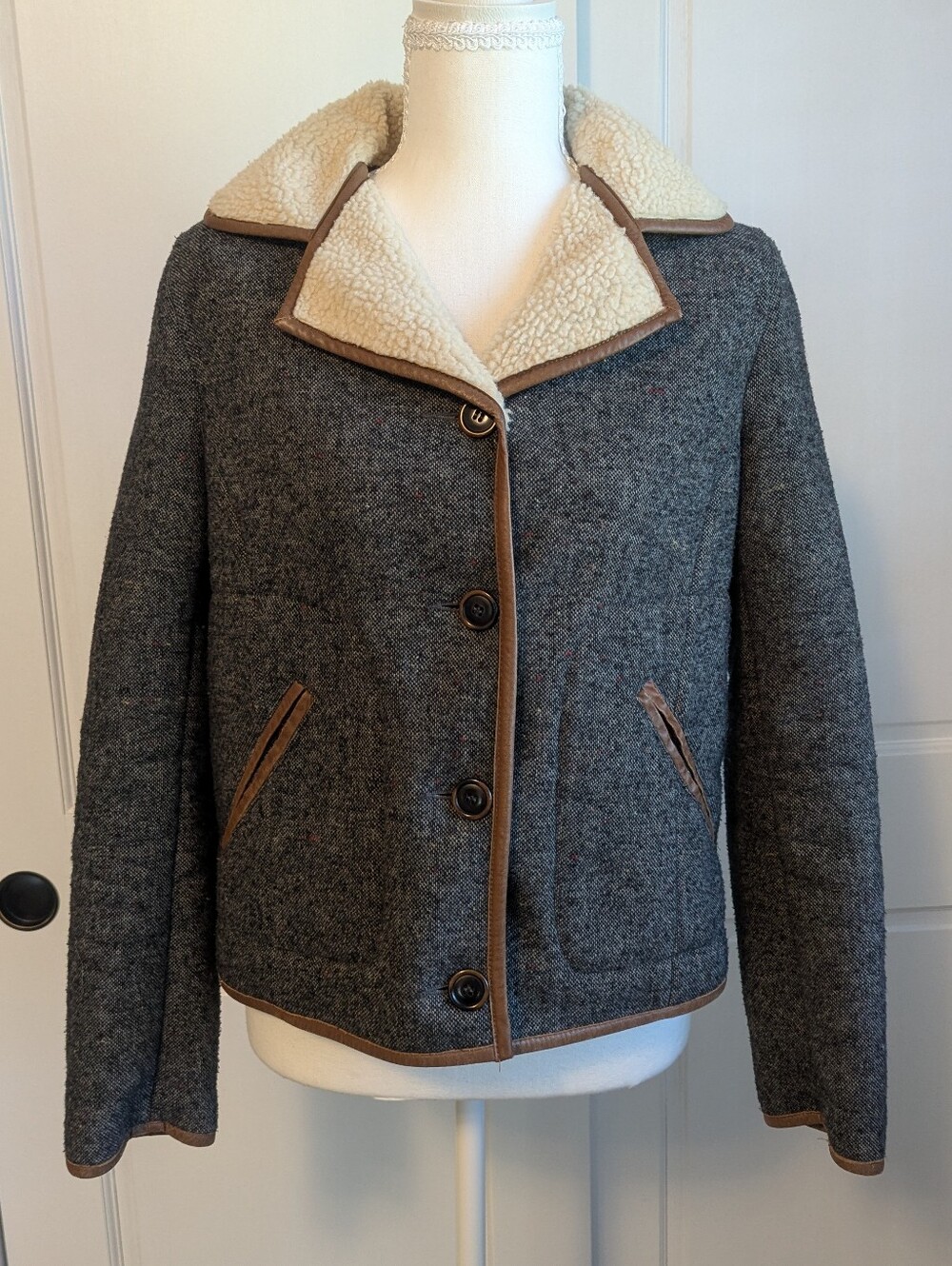Comptoir Des Cotonniers Gray Teddy-Lined Jacket with Cream Sherpa